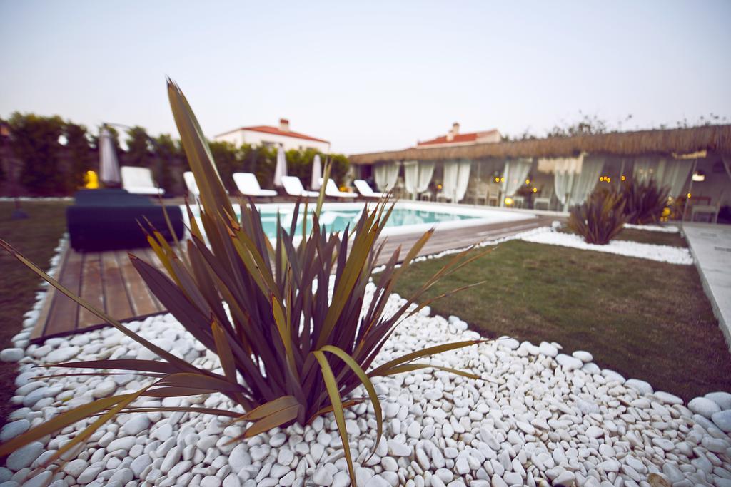 Sade Alacati Hotel Bagian luar foto